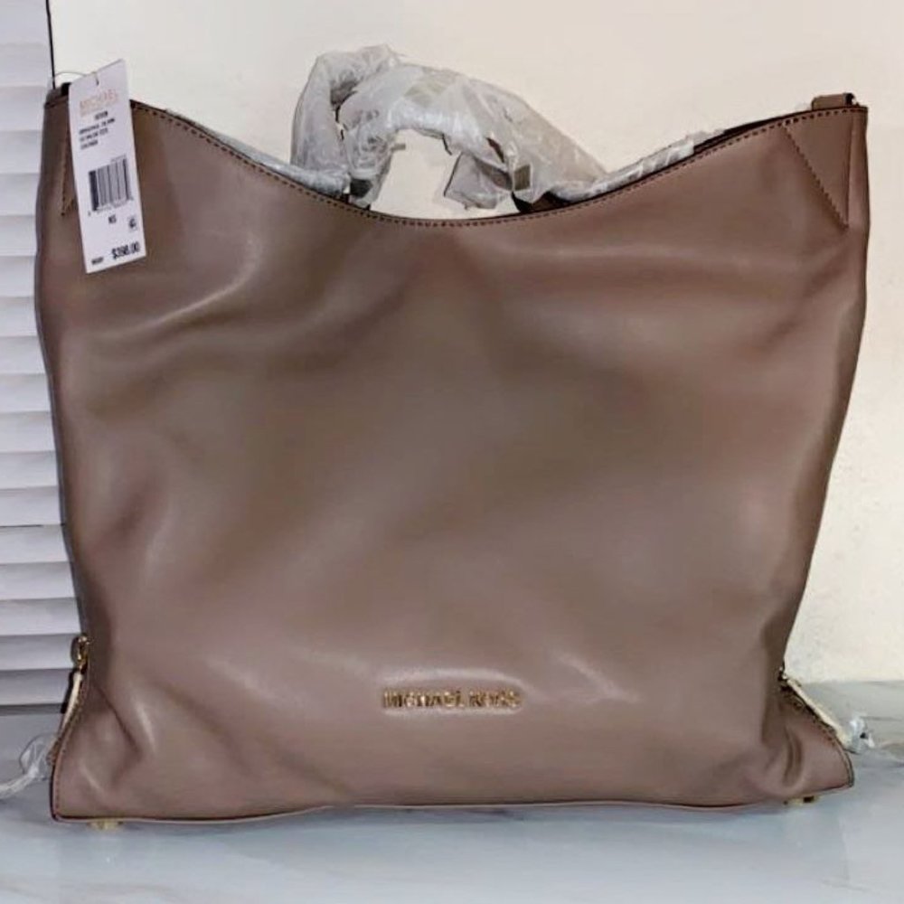 Michael Kors Devon Handbag